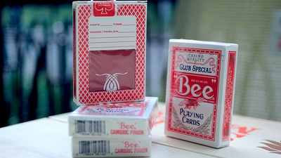 Bee Wynn • Buy playing cards & magic props