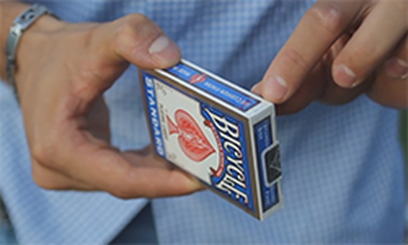 Как открывать колоду карт