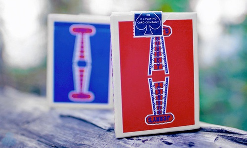 Bee Wynn • Buy playing cards & magic props