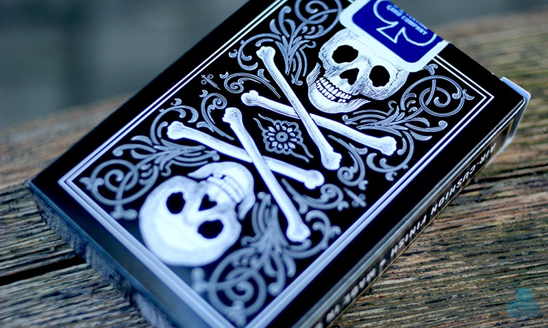 Bicycle Skull Bone Buy playing cards magic props