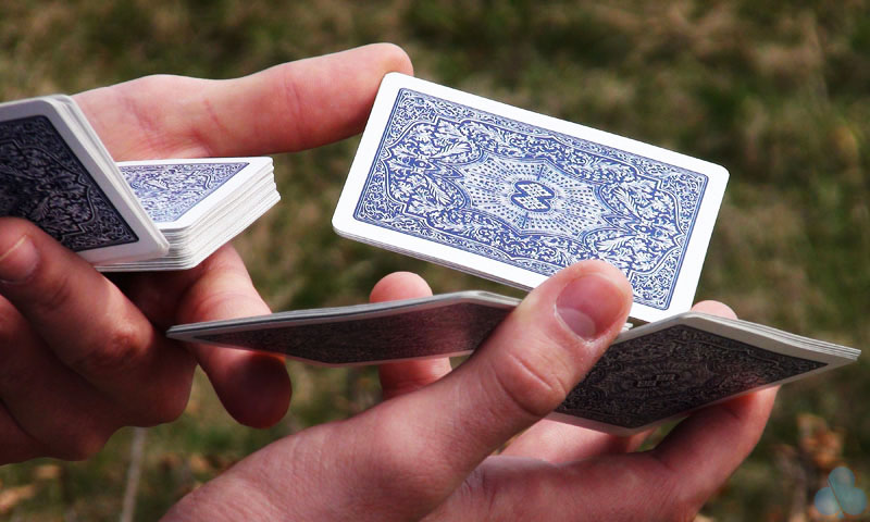 Arrco (Ohio) • Buy playing cards & magic props