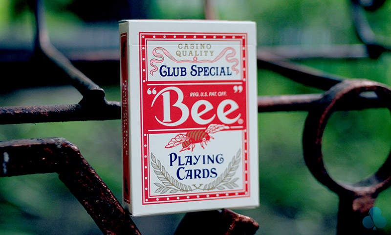Bee Wynn • Buy playing cards & magic props